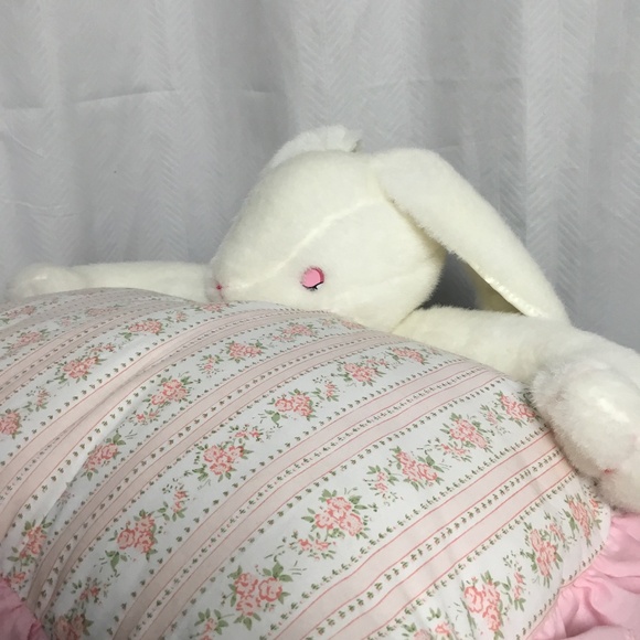 Vintage 1993 Bunny Rabbit Hugging Pillow White Pink Ruffle Small Child Crib Smal - Picture 4 of 9